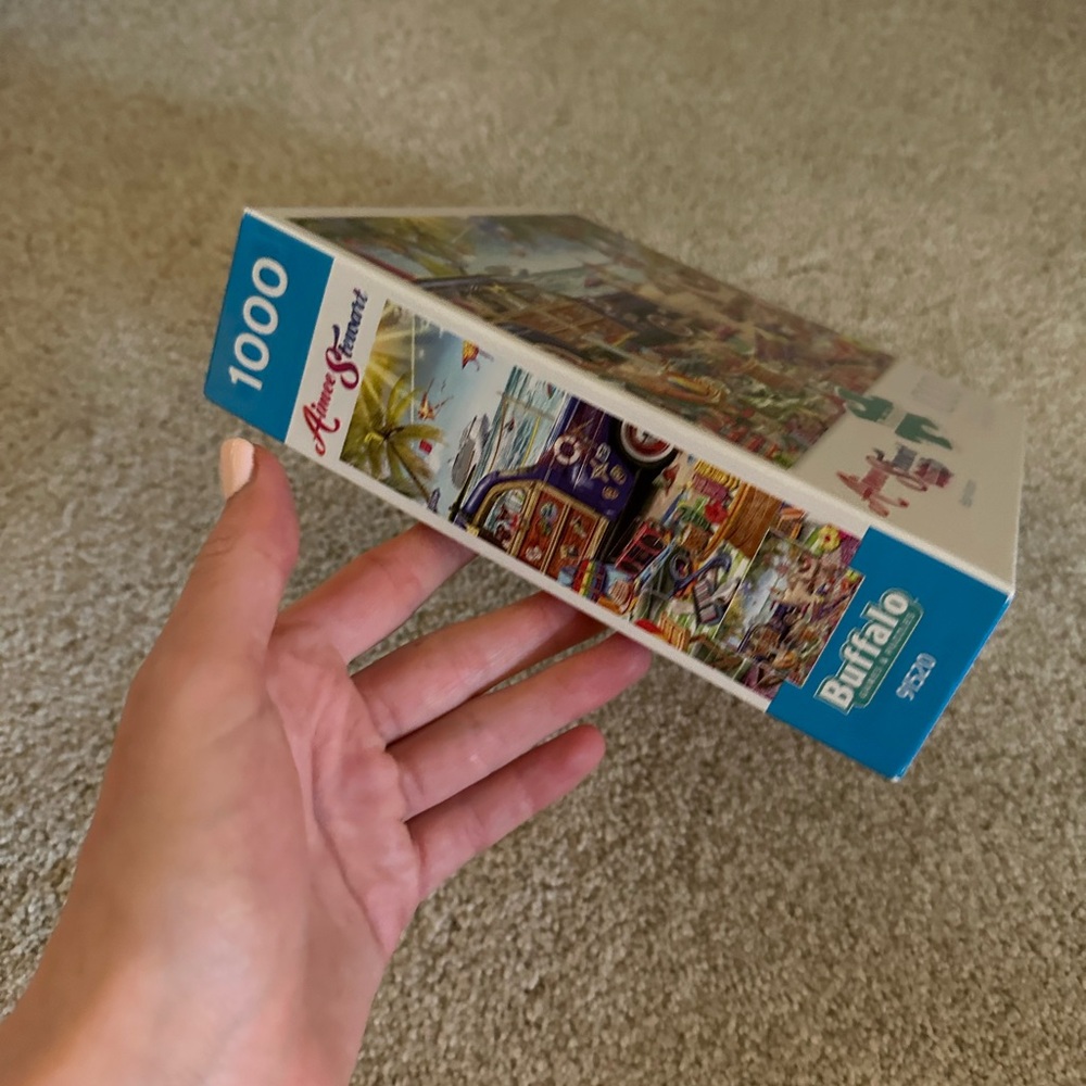 Buffalo David Bitton Beach Scene Puzzle - Picture 6 of 7